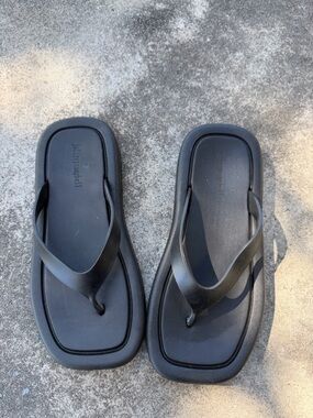 Jeffrey Campbell Black Elemental Platform Flip Flop